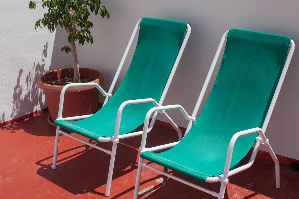 Hostal Los Pinos Эс-Кана Экстерьер фото