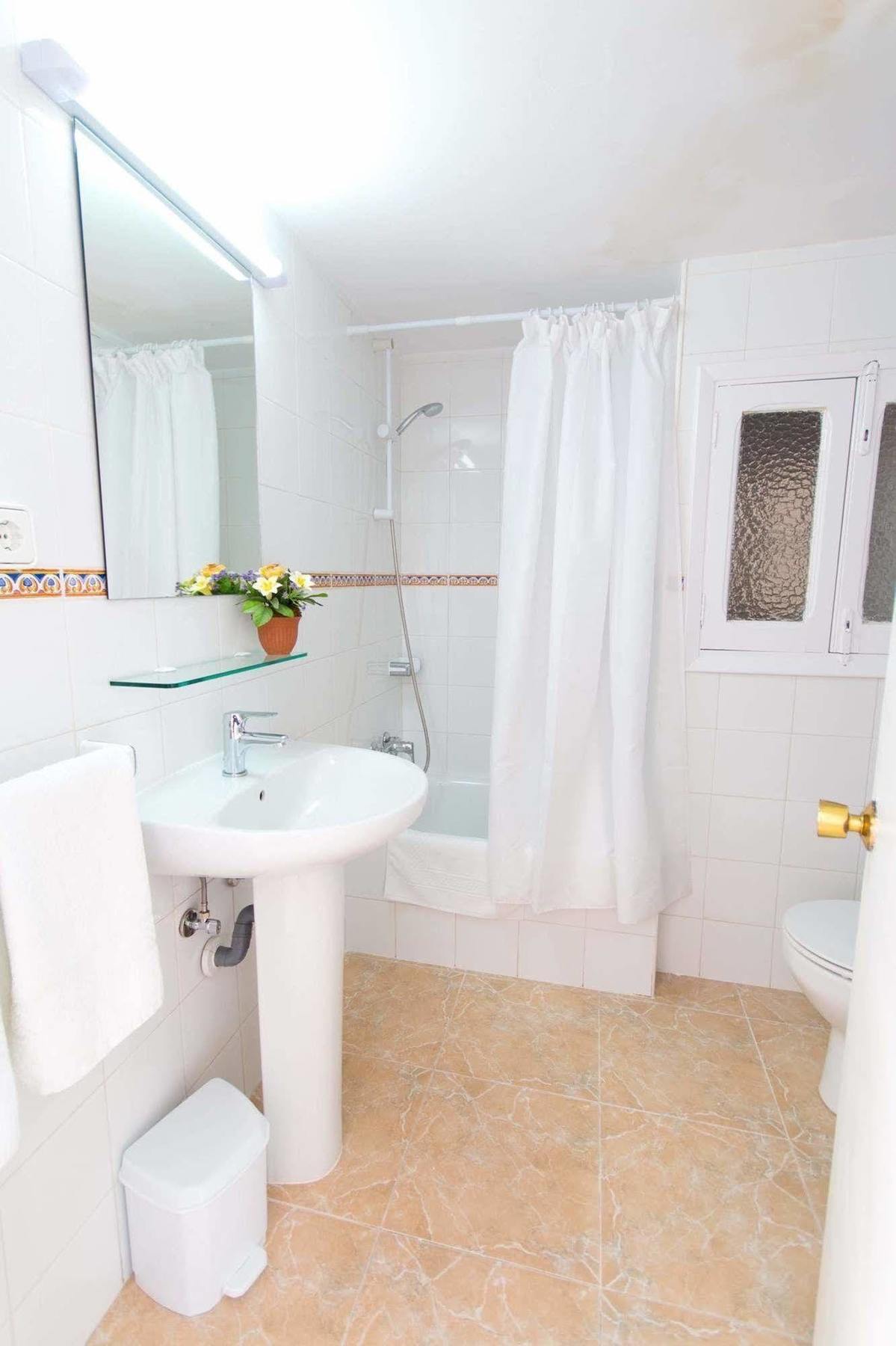 Hostal Los Pinos Эс-Кана Экстерьер фото